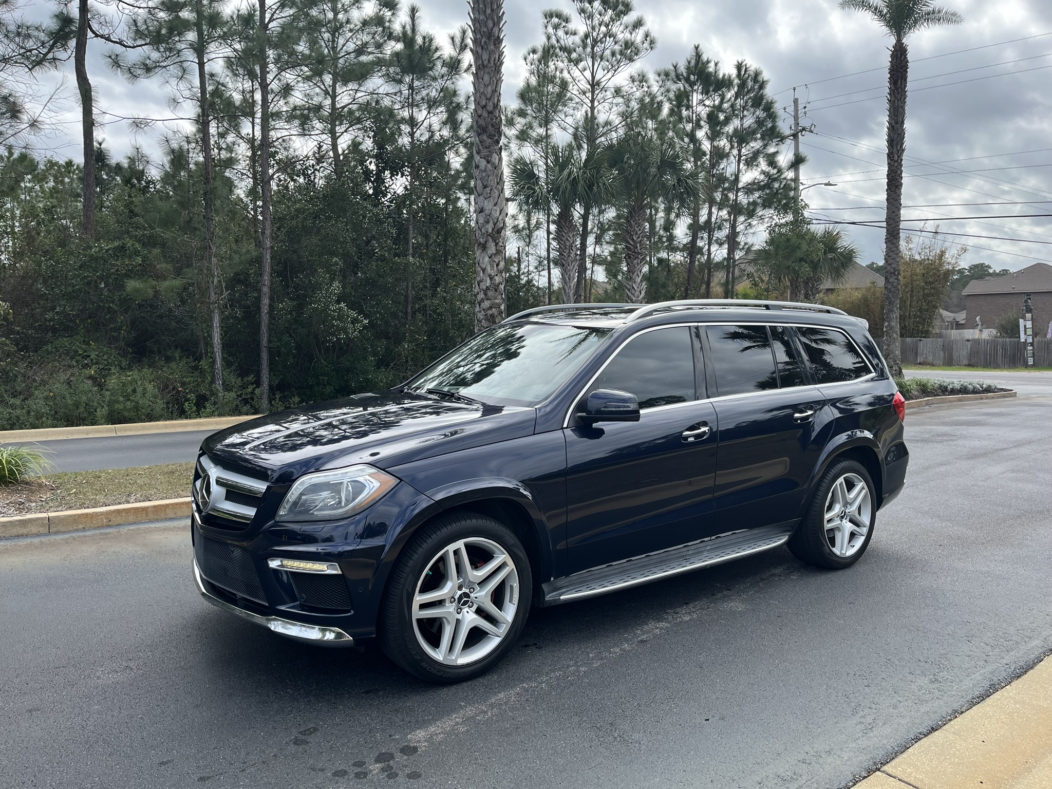 2014 Mercedes-Benz GL-Class GL550 photo 3