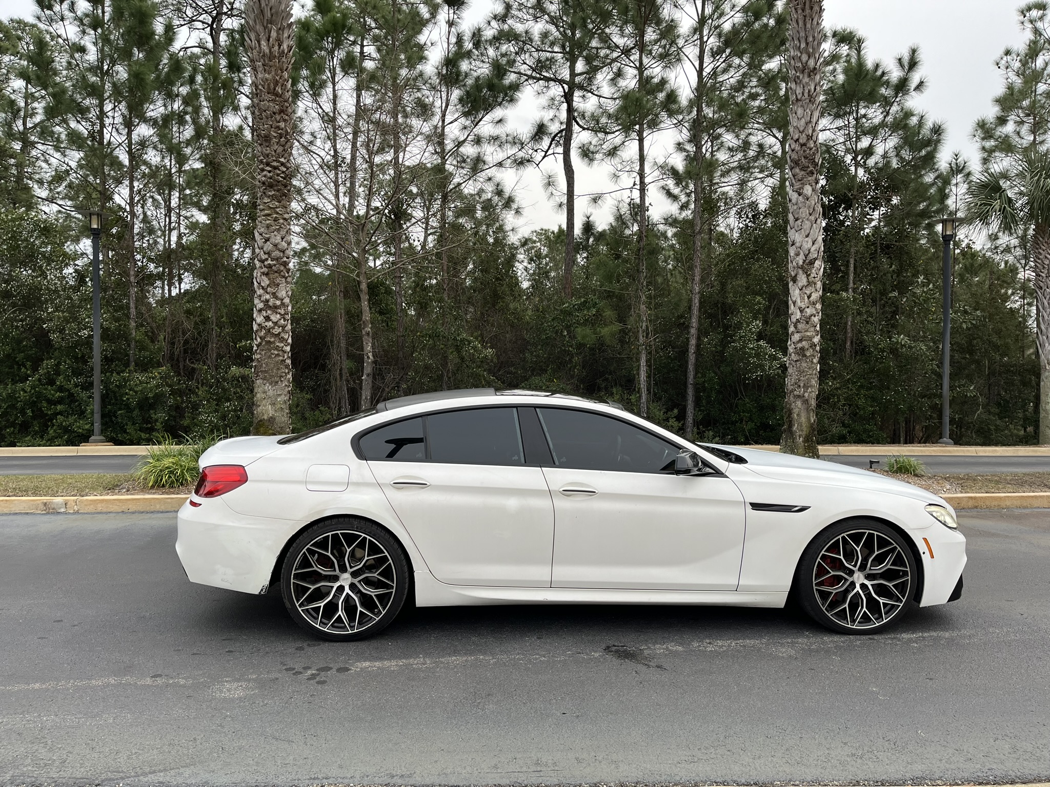 2014 BMW 6 Series 650i photo 2