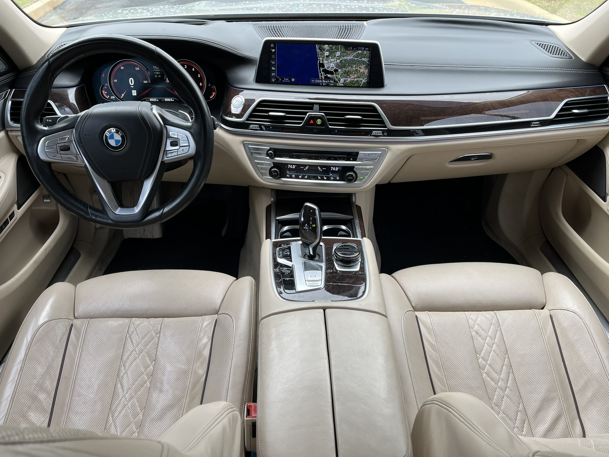 2016 BMW 7 Series 750i photo 10