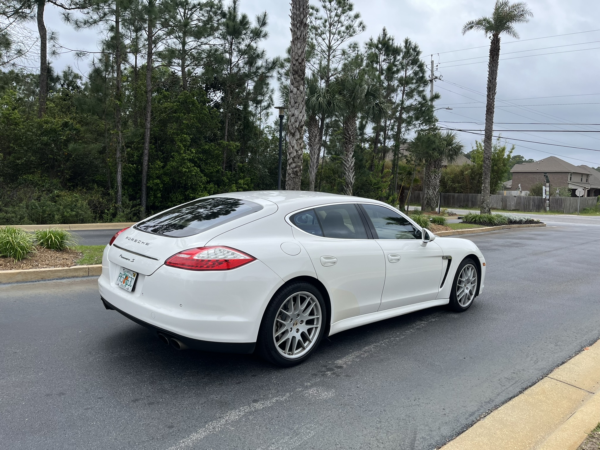 2010 Porsche Panamera S photo 6